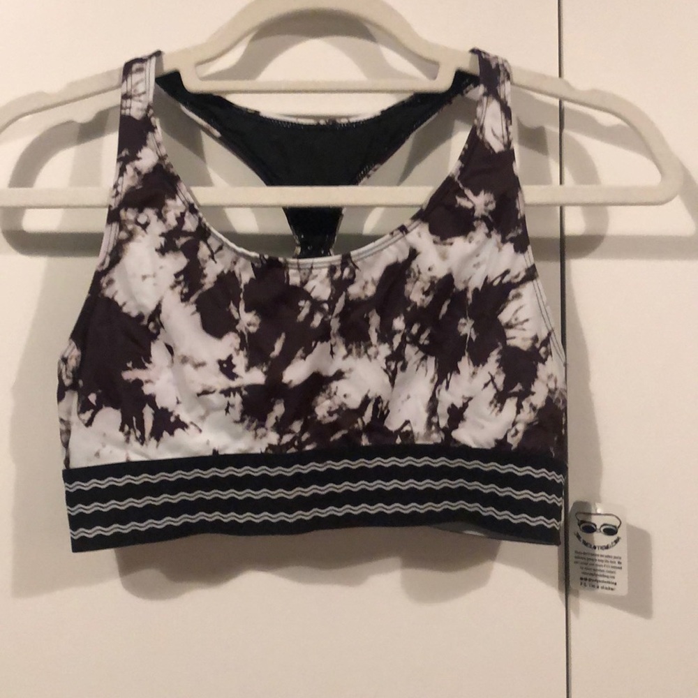 Jolyn Egan sports bra!